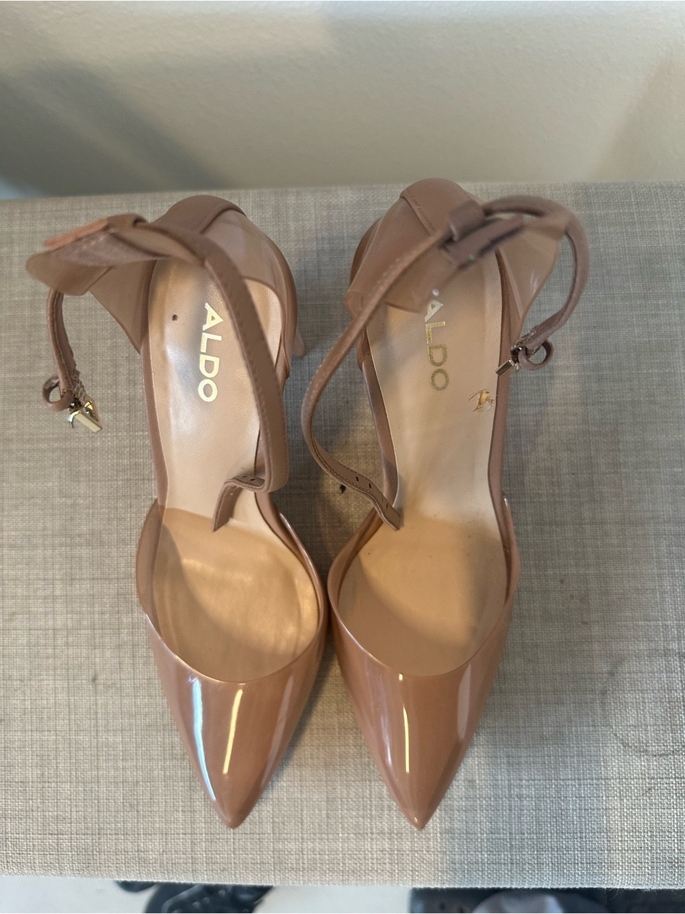 ALDO Nude Patent Leather Pointed-Toe Heels 🤎